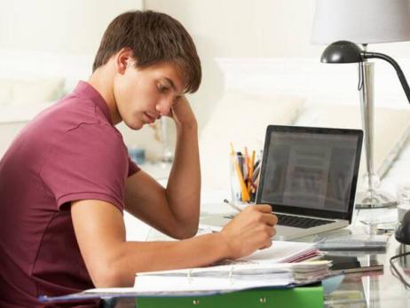 Top 3 Advantages of Paying for Essay Writing